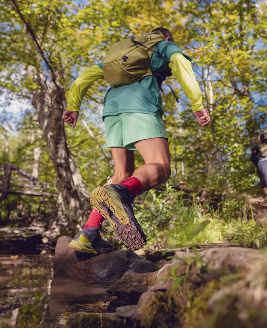 Men's Targhee Apex Waterproof Hiking Boot | Black/Golden Cypress - Image 9